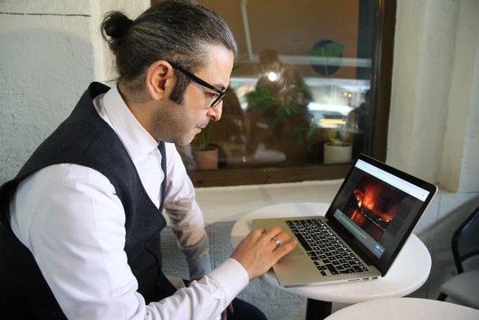 Senarist, yönetmen Fatih Mutlu, AA'nın Yılın Fotoğrafları oylamasına katıldı