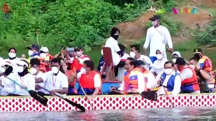 Momen Jokowi Kelihatan Kurang Semangat Dayung Perahu Naga