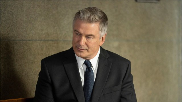 FEMME ACTUELLE - Alec Baldwin dévasté ? Cette première sortie en famille qui en dit long sur son étatme : l’acteur se confie après le drame (1)