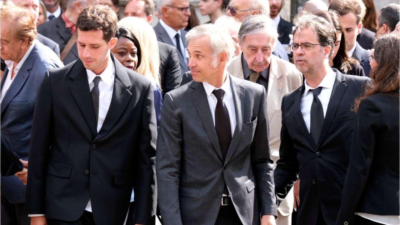 FEMME ACTUELLE - Paul Belmondo : pourquoi il a "beaucoup pensé à David et Laura" après la mort de son père