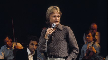 FEMME ACTUELLE - Claude François a-t-il abusé de jeunes filles mineures ? Un policier raconte