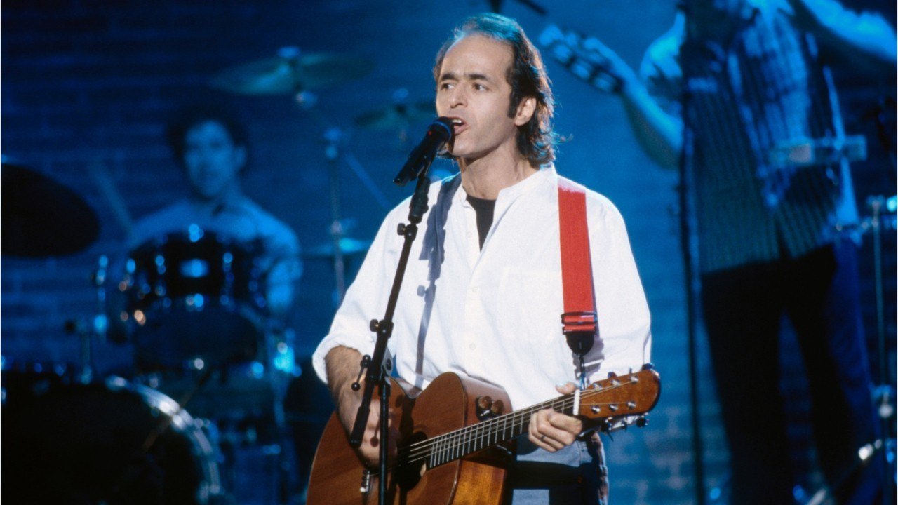 FEMME ACTUELLE - Jean-Jacques Goldman : ce bel hommage en chanson à son frère assassiné en pleine rue