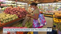 A Câmara Municipal de São Paulo aprovou, em primeiro turno, um projeto de lei que proíbe o uso de sacolas plásticas em estabelecimentos comerciais.