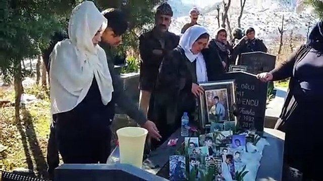 Roboski Katliamı’nda hayatını kaybedenler mezarları başında anıldı