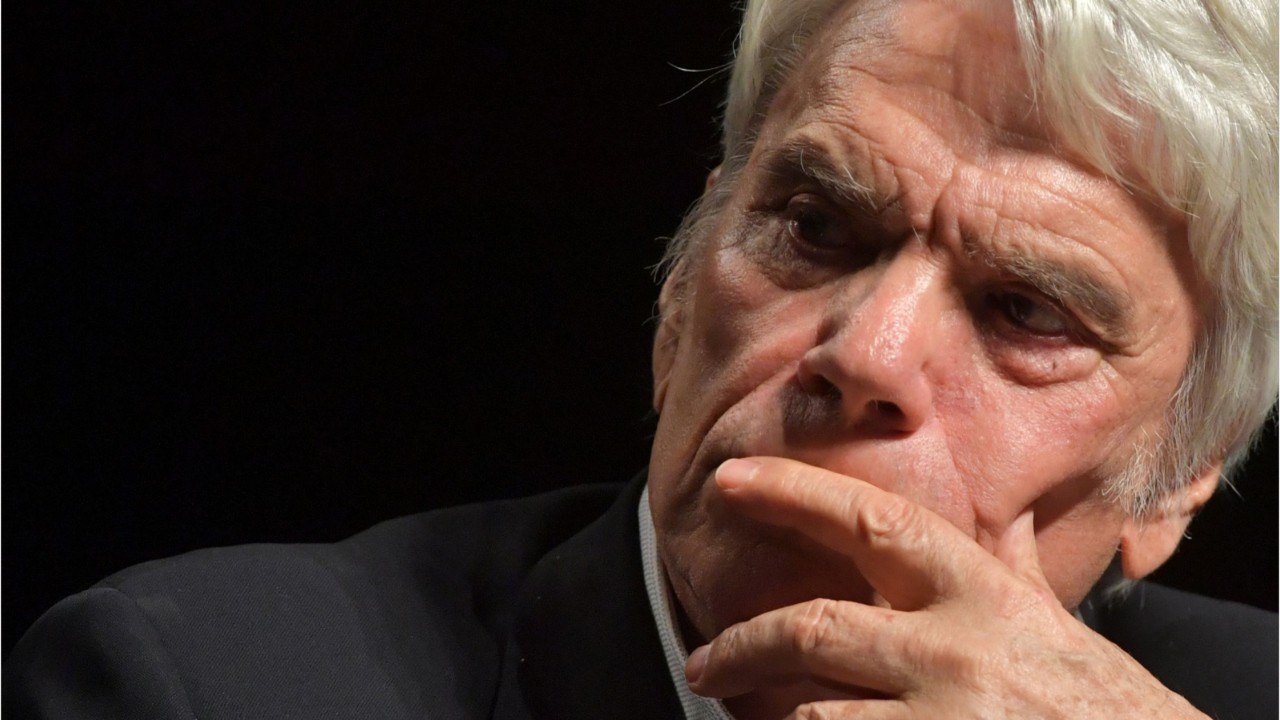 FEMME ACTUELLE - Mort de Bernard Tapie : Jean Castex, Valérie Trierweiler, Eric Naulleau... Les hommages se multiplient