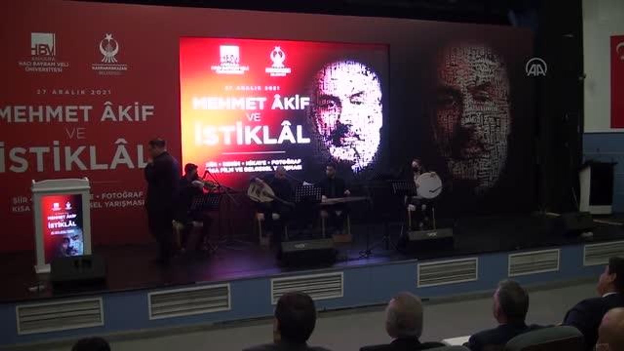 "Mehmet Akif ve İstiklal" konulu yarışmada dereceye girenlere ödülleri verildi