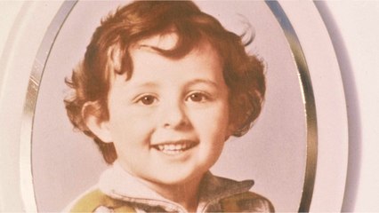 FEMME ACTUELLE - Grégory Villemin "omniprésent" : comment ses parents font vivre la mémoire de leur fils