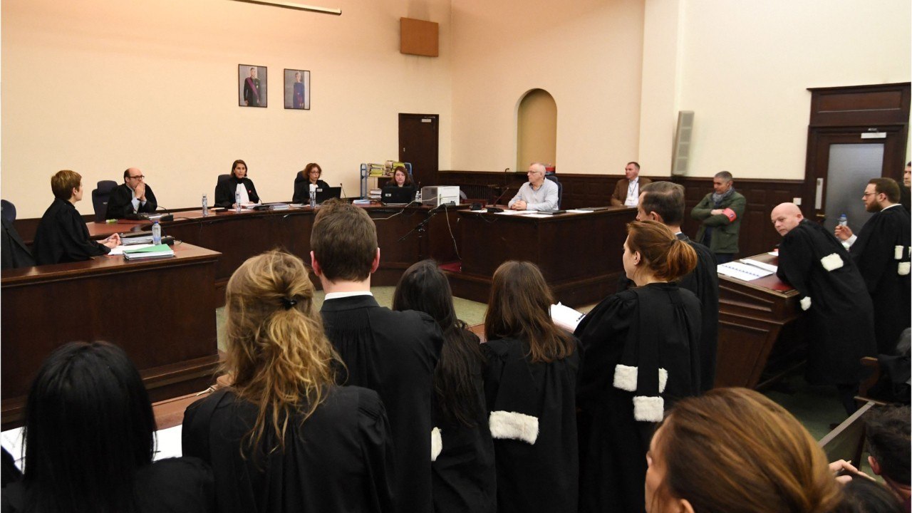 FEMME ACTUELLE - Procès du 13 novembre : les premiers mots choquants de Salah Abdeslam