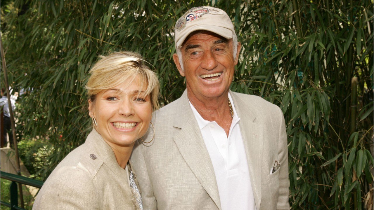 FEMME ACTUELLE - Mort de Jean-Paul Belmondo : son ex-femme Natty lui rend hommage à travers une tendre photo avec leur fille Stella