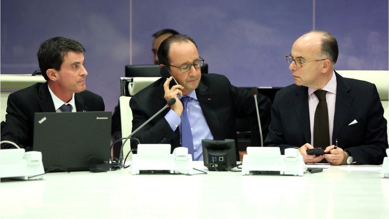 FEMME ACTUELLE - François Hollande revient avec émotion sur la terrible nuit du 13 novembre 2015