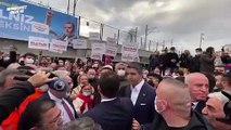 İmamoğlu Kartal’da “Asla yalnız yürümeyeceksin” pankartıyla karşılandı