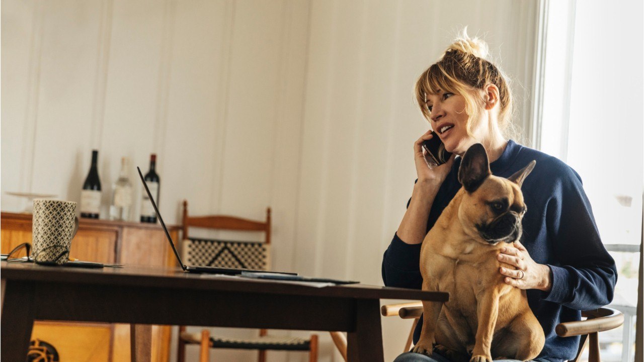 FEMME ACTUELLE - Tout savoir sur les indicatifs téléphoniques