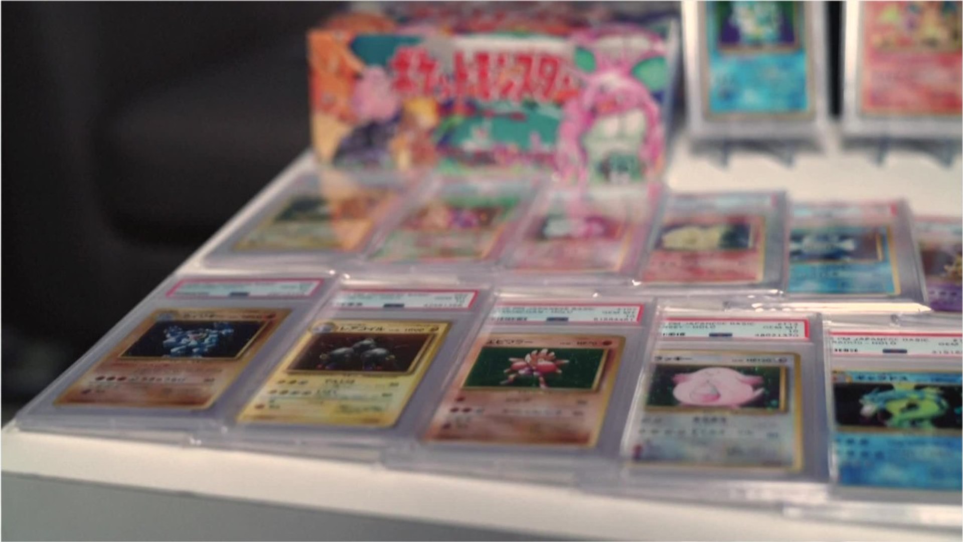 Jeu compétitif et objets de collection convoités : la folie mondiale des  cartes Pokémon