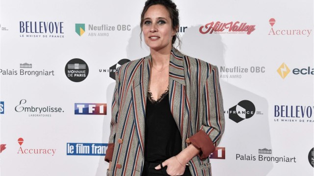 FEMME ACTUELLE - Julie de Bona ( Plan B ) : l'actrice se dévoile en maillot de bain et éblouit les internautes