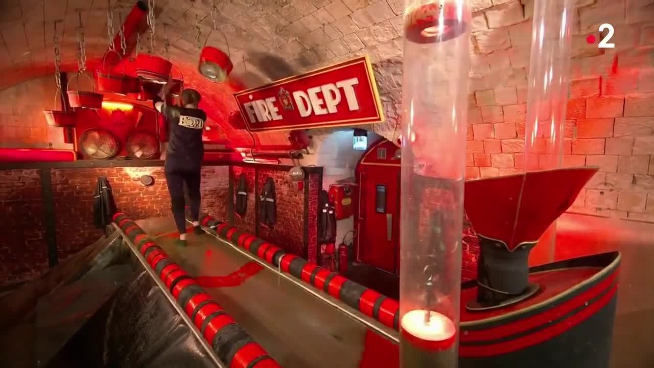 FEMME ACTUELLE -  “On a jamais vu pire” : Agathe Lecaron crée l’hilarité avec ses performances dans “Fort Boyard” - VIDÉO