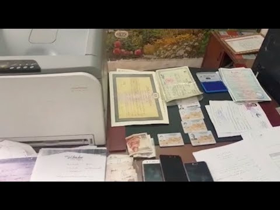 سقوط عصابة تزوير وترويج المحررات الرسمية