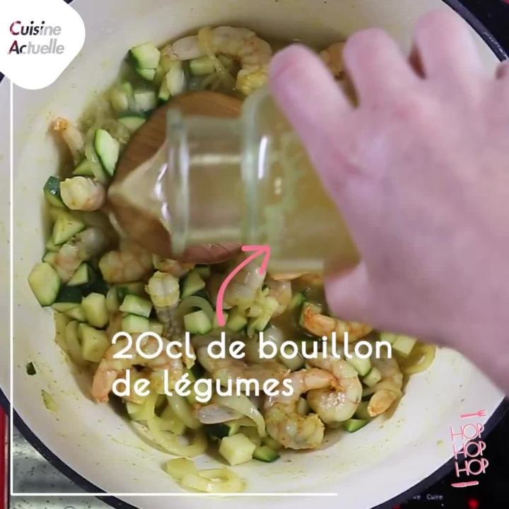 CUISINE ACTUELLE - Hop hop hop : cocotte de noodle aux crevettes et crème de coco