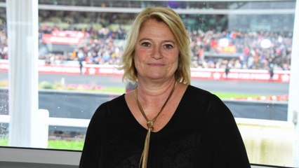 FEMME ACTUELLE - Pourquoi Marina Carrère d'Encausse abandonne la présentation d'une de ses émissions