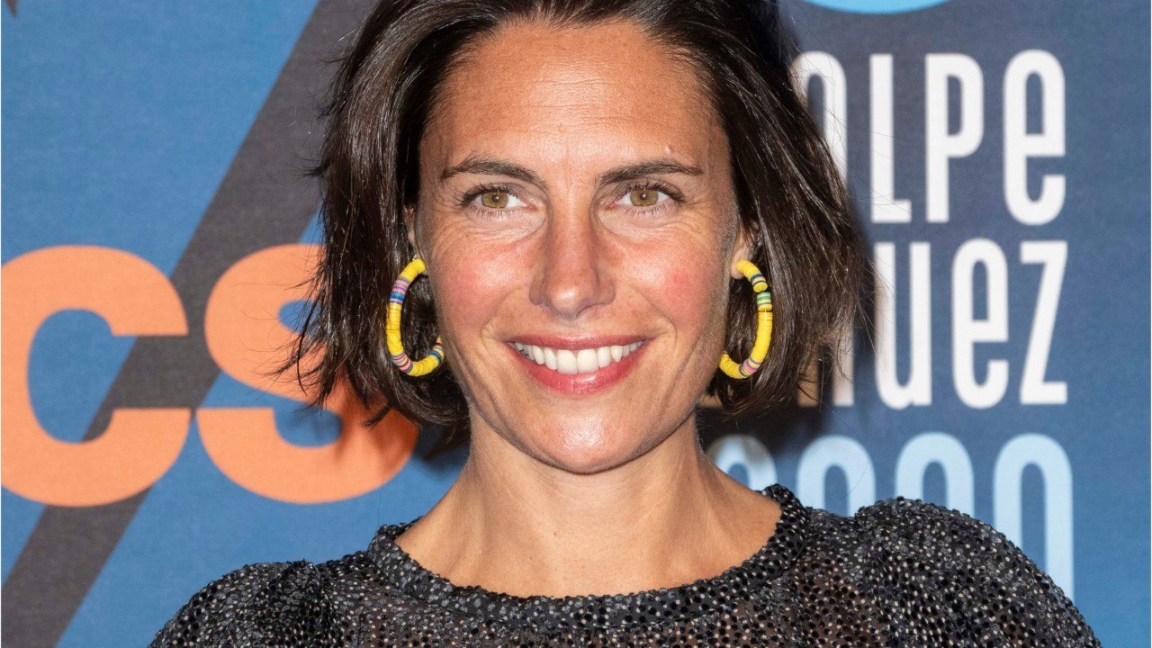 FEMME ACTUELLE - Alessandra Sublet soupçonnée d'être "anorexique" : elle tente de rassurer ses fans