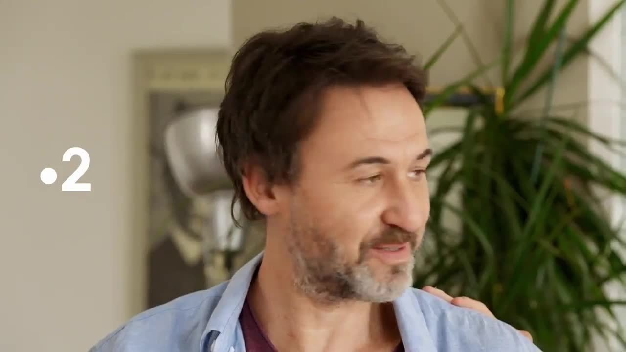 "Tout le monde veut prendre sa place" : Laurence Boccolini prend la relève de Nagui !