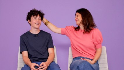 FEMME ACTUELLE -  Maman : Julie nous parle de son éducation baba cool et engagée