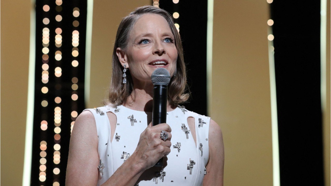 FEMME ACTUELLE - Festival de Cannes 2021 : pourquoi Jodie Foster parle-t-elle si bien Français ?