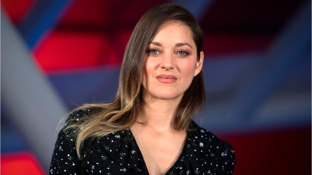 FEMME ACTUELLE - Marion Cotillard : le sort tragique de son premier amour, qui a fait une tentative de suicide sous ses yeux