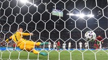 FEMME ACTUELLE - Euro 2020 : l’énorme coup de coude d’Hugo Lloris inspire les internautes sur Twitter