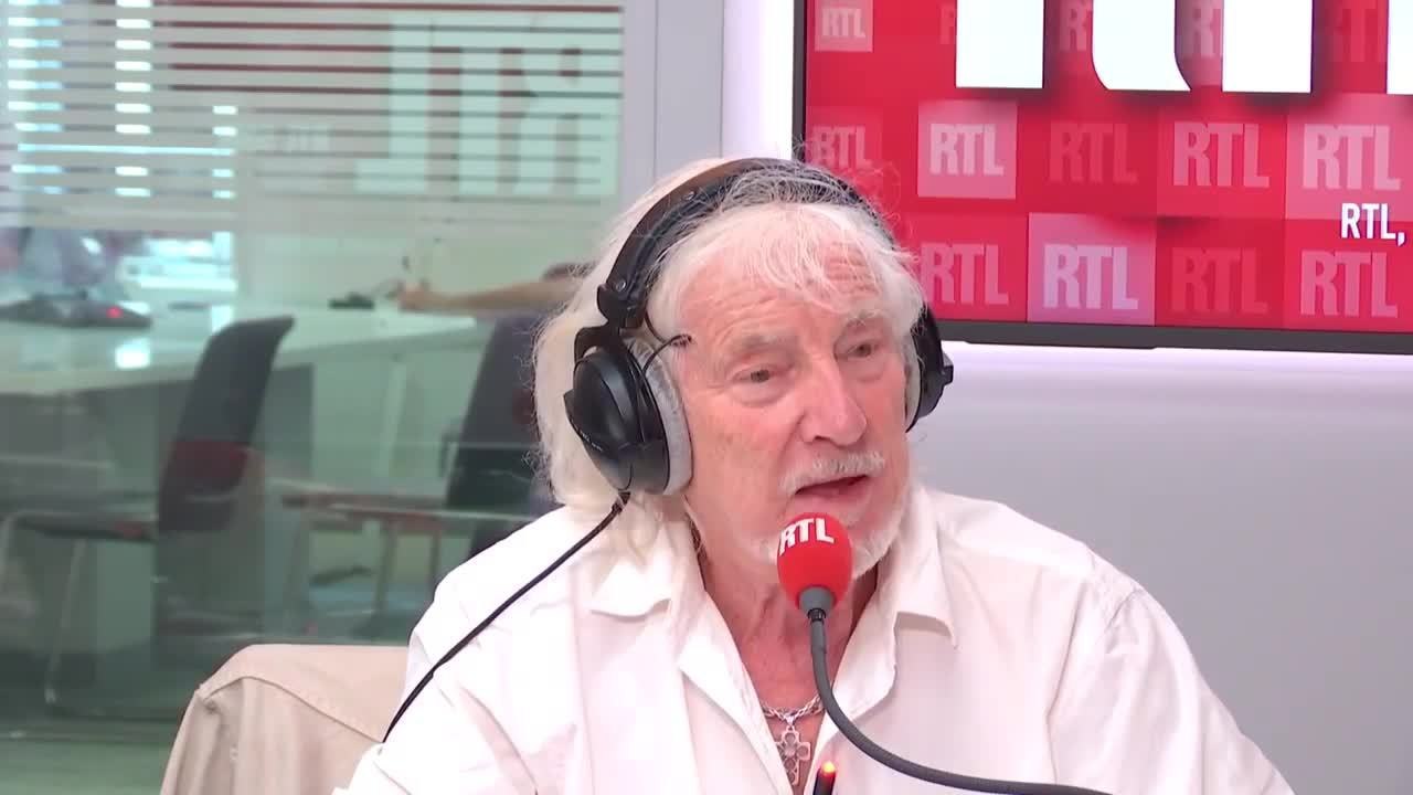 FEMME ACTUELLE - Hugues Aufray  : la raison pour laquelle Céline Dion lui doit la vie