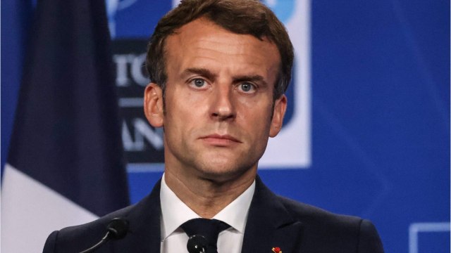 FEMME ACTUELLE - Emmanuel Macron giflé : Pierre-Jean Chalençon ironise