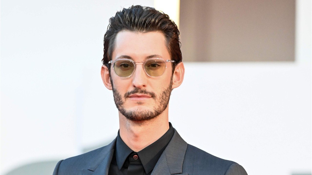 FEMME ACTUELLE - Pierre Niney : qui est sa sœur Lucie, brillante architecte ?