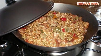 Yakissoba de frango