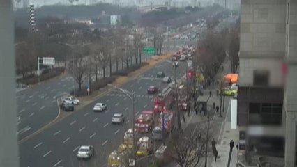 서울 방이동 고층건물 지하에서 불...50여 명 대피 / YTN