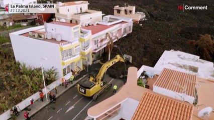 Takarítják La Palma szigetét a vulkánkitörés után