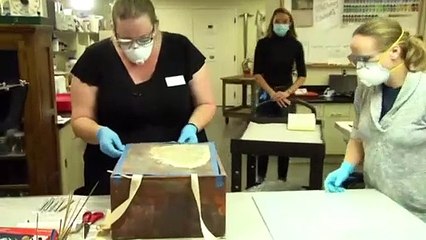 ABD'de Robert E. Lee heykelinin altında bulunan 1887 yılına ait zaman kapsülü açıldı