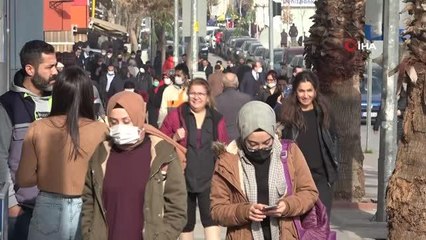 Son dakika haberleri: Denizli'de aşılama ivme kazandıkça vaka sayıları düşüyor