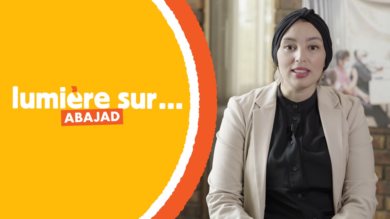 Enseigner le français aux réfugiés, une façon de leur tendre la main