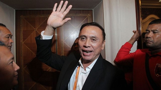 Rencana Ketum PSSI ke Ruang Ganti Timnas Indonesia Tuai Kontroversi