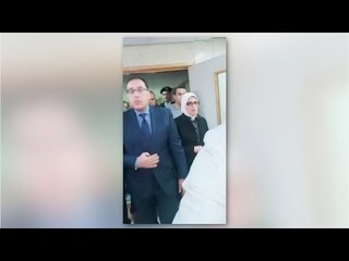 رئيس الوزراء ووزيرة الصحة يزوران مصابي انفجار الهرم