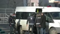 KARS'TA 21 KAÇAK GÖÇMEN YAKALANDI: 4 TUTUKLAMA