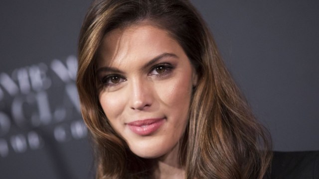 FEMME ACTUELLE - Iris Mittenaere victime de sexisme à la télévision : Tu mettrais pas une petite jupe ?