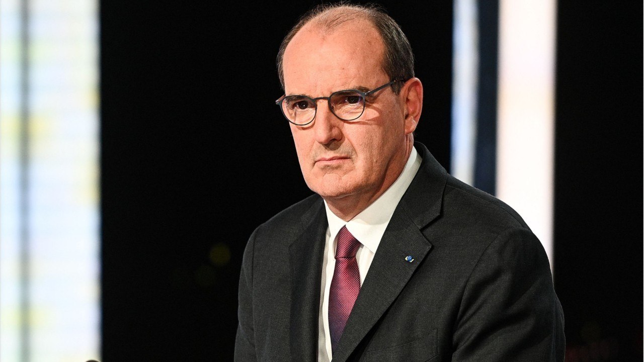 FEMME ACTUELLE - Jean Castex très gêné : son penchant pour les "livres de femmes nues" dévoilé