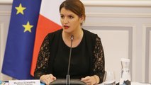 FEMME ACTUELLE - Marlène Schiappa recadrée par Emmanuel Macron en plein conseil des ministres