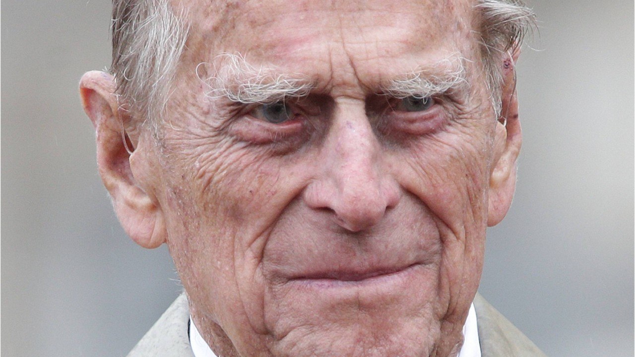FEMME ACTUELLE - Mort du Prince Philip : un proche se confie sur ces "étranges" funérailles