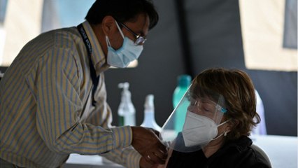 Vaccin AstraZeneca : 7 morts au Royaume-Uni, le débat relancé ?