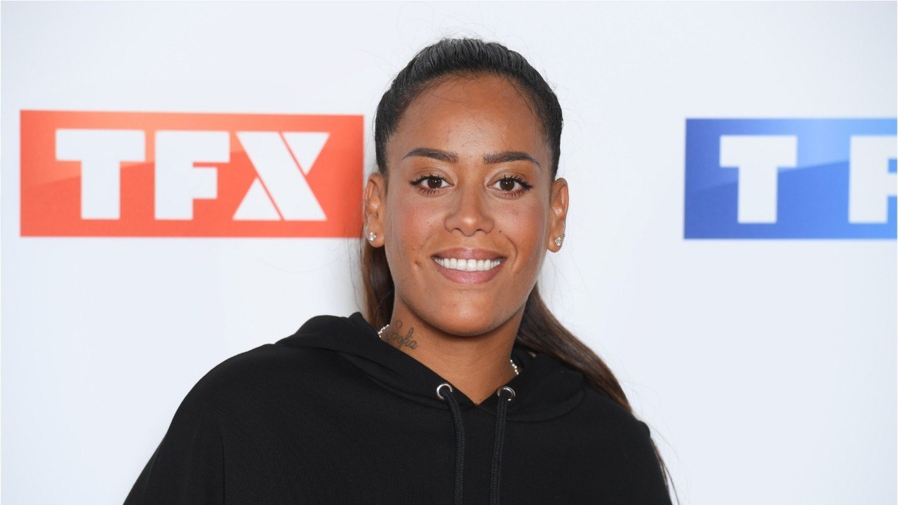 FEMME ACTUELLE - "The Voice" 2021 : Amel Bent impartiale ? Son vote qui divise les internautes