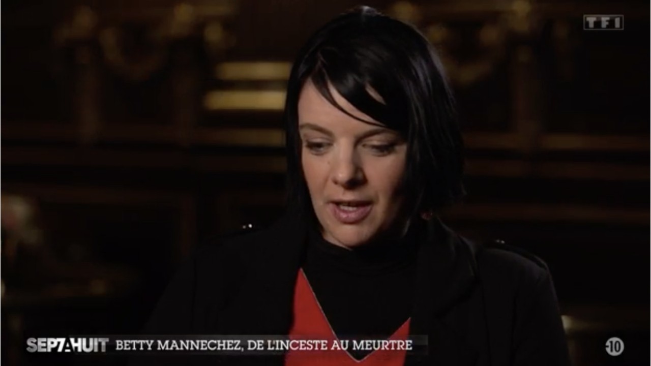 Affaire Mannechez Un Monstre Dans La Famille Sept à Huit" : "Des incestes heureux" ? La toile terrifiée par le calvaire  subi par Betty Mannechez : Femme Actuelle Le MAG