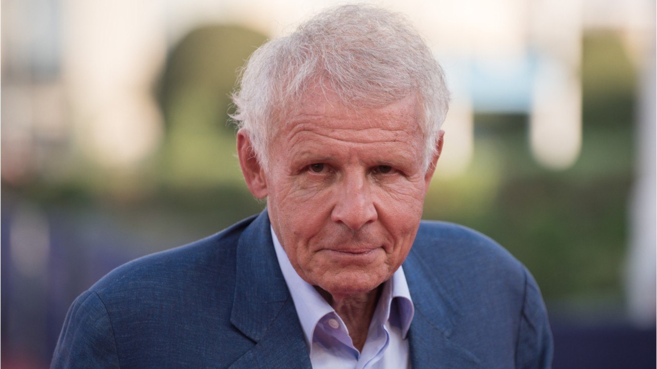 FEMME ACTUELLE - PPDA : son accusatrice, Florence Porcel, raconte pourquoi elle a eu une relation consentie avec le présentateur, 4 ans après le viol présumé