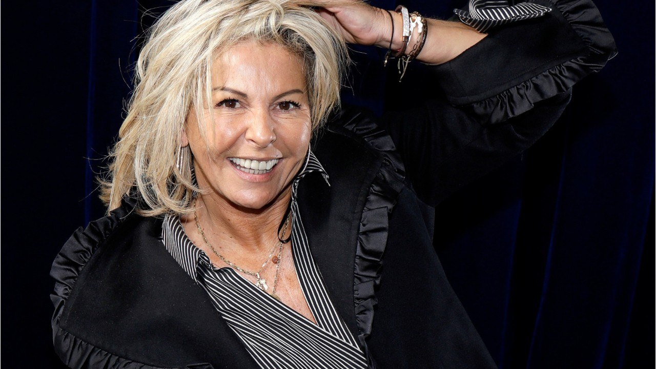 FEMME ACTUELLE - Caroline Margeridon : la raison pour laquelle elle a déjà été vaccinée contre la Covid-19