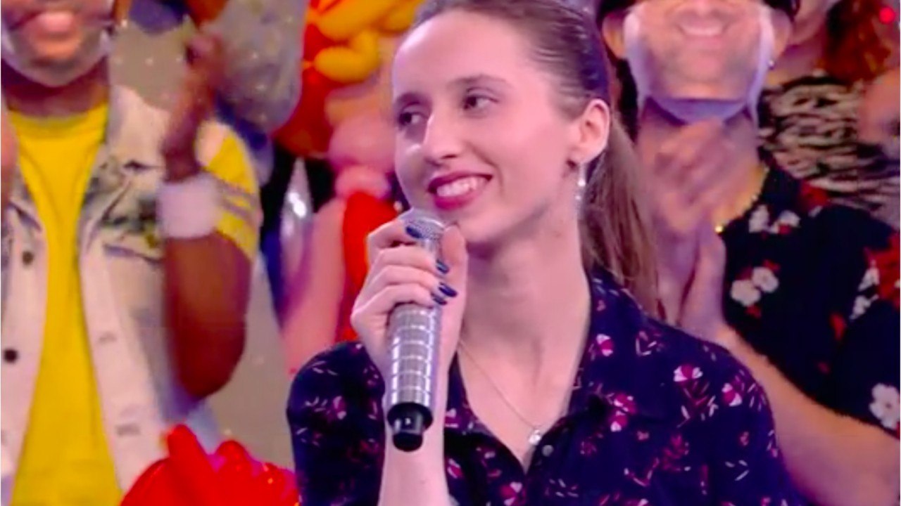 FEMME ACTUELLE - Agathe ("N'oubliez pas les paroles") impressionne Nagui malgré "une voix insupportable"